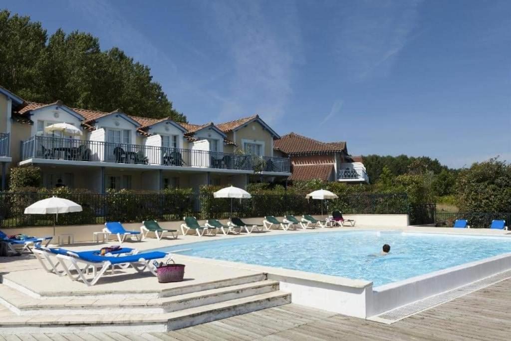 Appartement Au Calme Face Au Lac Marciac Eksteriør bilde