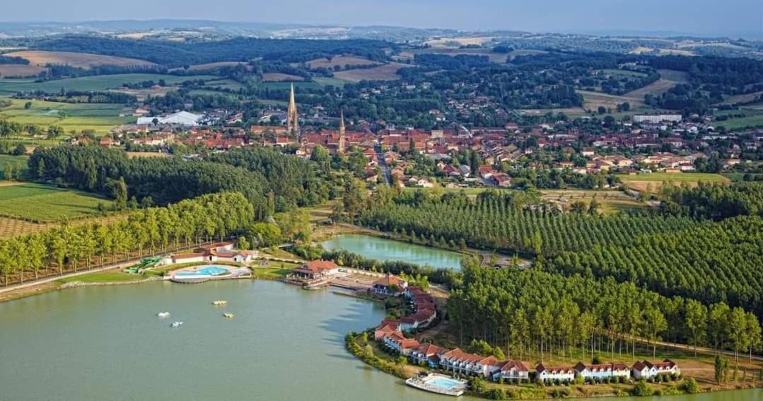 Appartement Au Calme Face Au Lac Marciac Eksteriør bilde